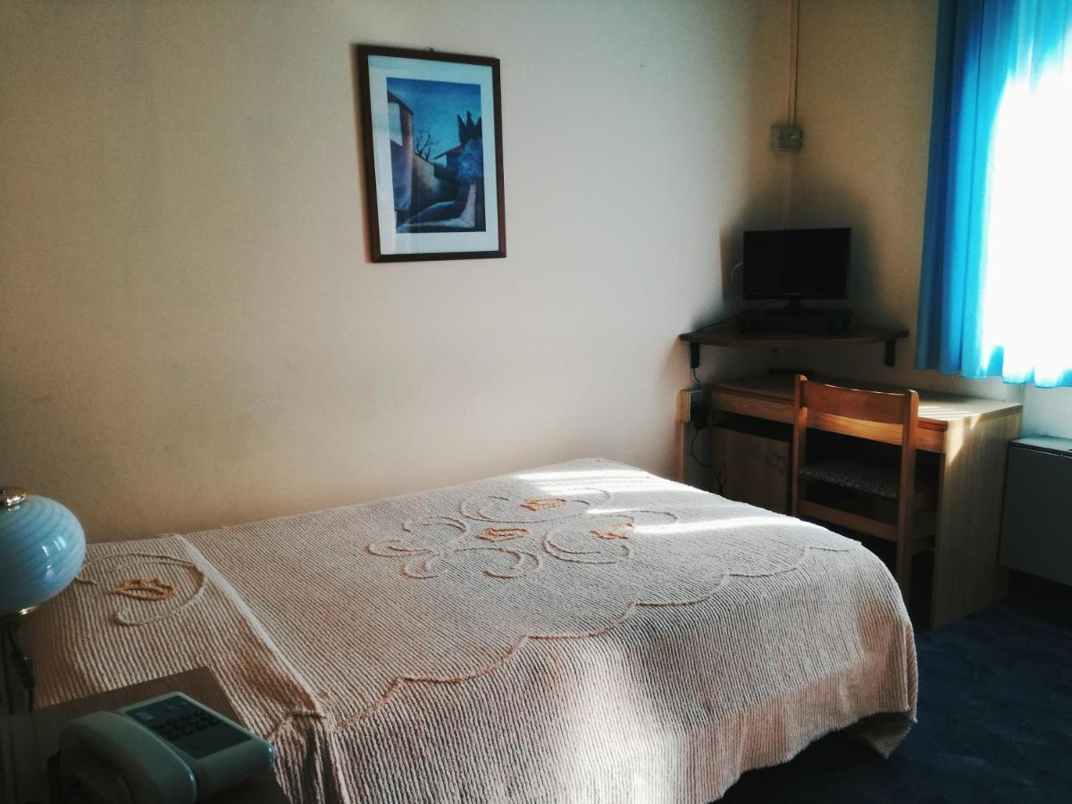 Hotel One Via Roma, 82 Altopascio Exteriör bild
