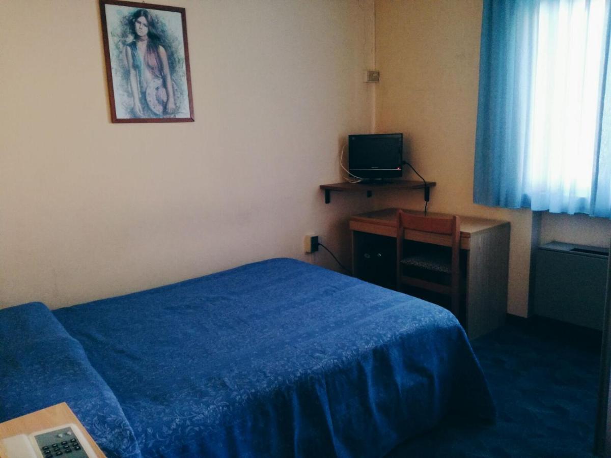 Hotel One Via Roma, 82 Altopascio Exteriör bild